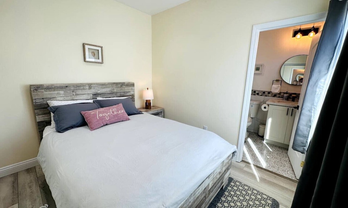 Huntington Beach House | Charming Master Bedroom in Huntington Beach