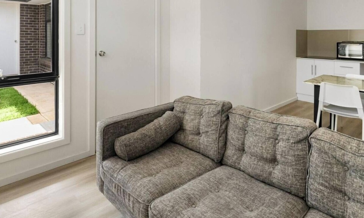 Davoren Park House | Clean & Private 2BR Stay | Perfect for Getaways