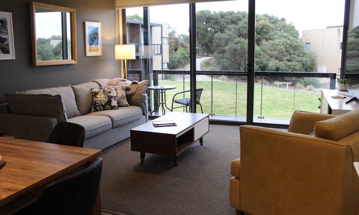 Fingal Apartment | Coastal Cove Retreat at Moonah Links Resort: close to Hot Springs, Golf & Winery