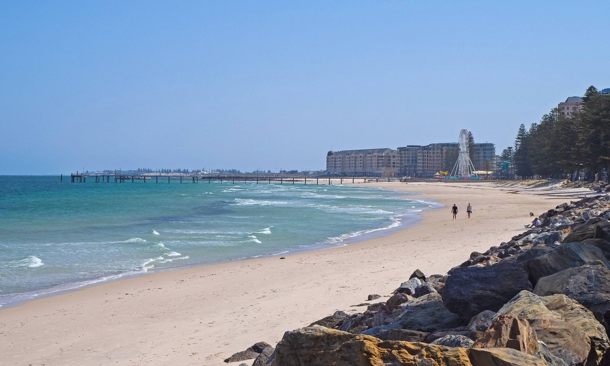 Glenelg Apartment | Coastal Living at Oaks: Pier Apartment - Ocean Views - no 124