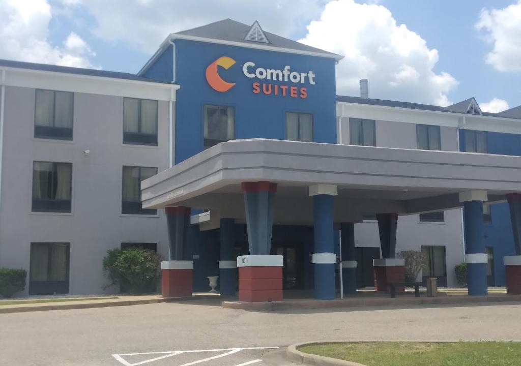 Montgomery Hotel | Comfort Suites Airport South