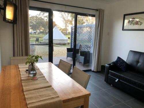 Comaum Apartment | Coonawarra Ensuite Unit D
