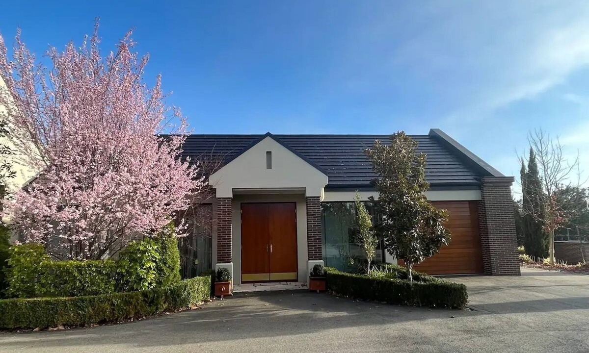 Pialligo Apartment | Cosy Country Apartment 8-mins from the City