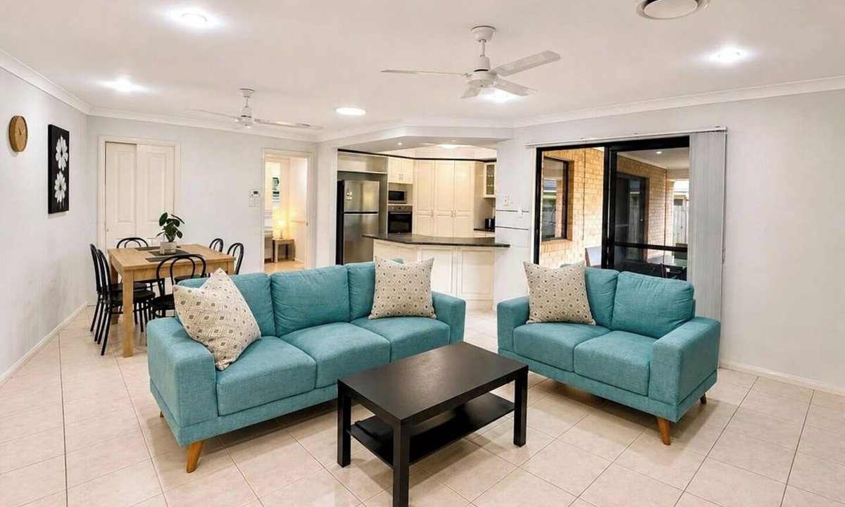 Kuraby House | Cosy Kuraby Family Home, Quiet and Convenient