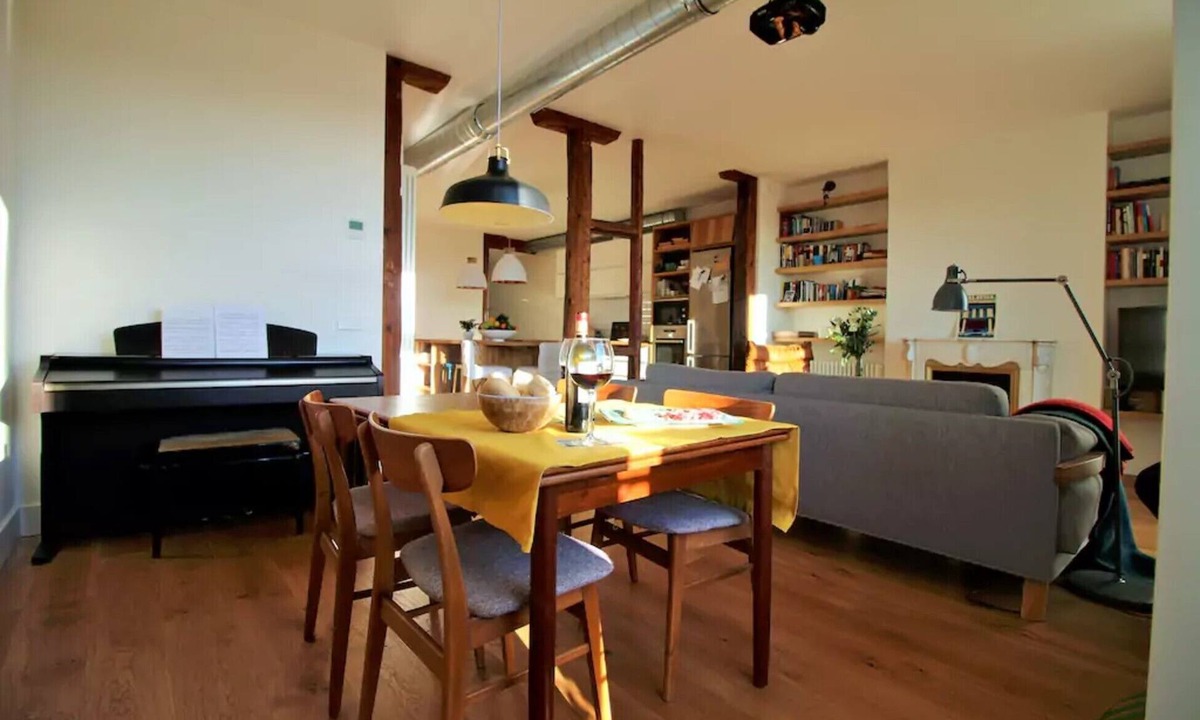 Golden Triangle of Art Apartment | Design flat in old Madrid