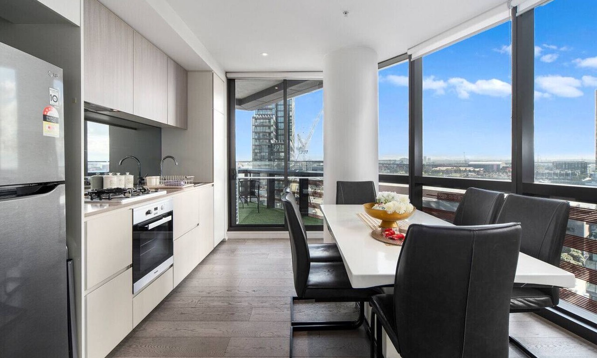 Docklands Apartment | Docklands Melbourne Harbour Views