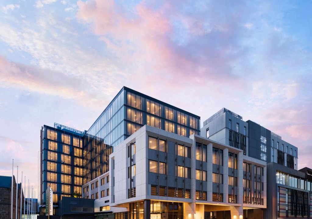 Hobart Central Business District Hotel | DoubleTree by Hilton Hobart