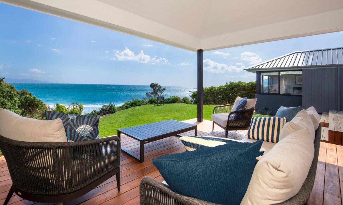 Culburra Beach House | Escape-Luxury Absolute Beachfront Holiday Home, Culburra Beach