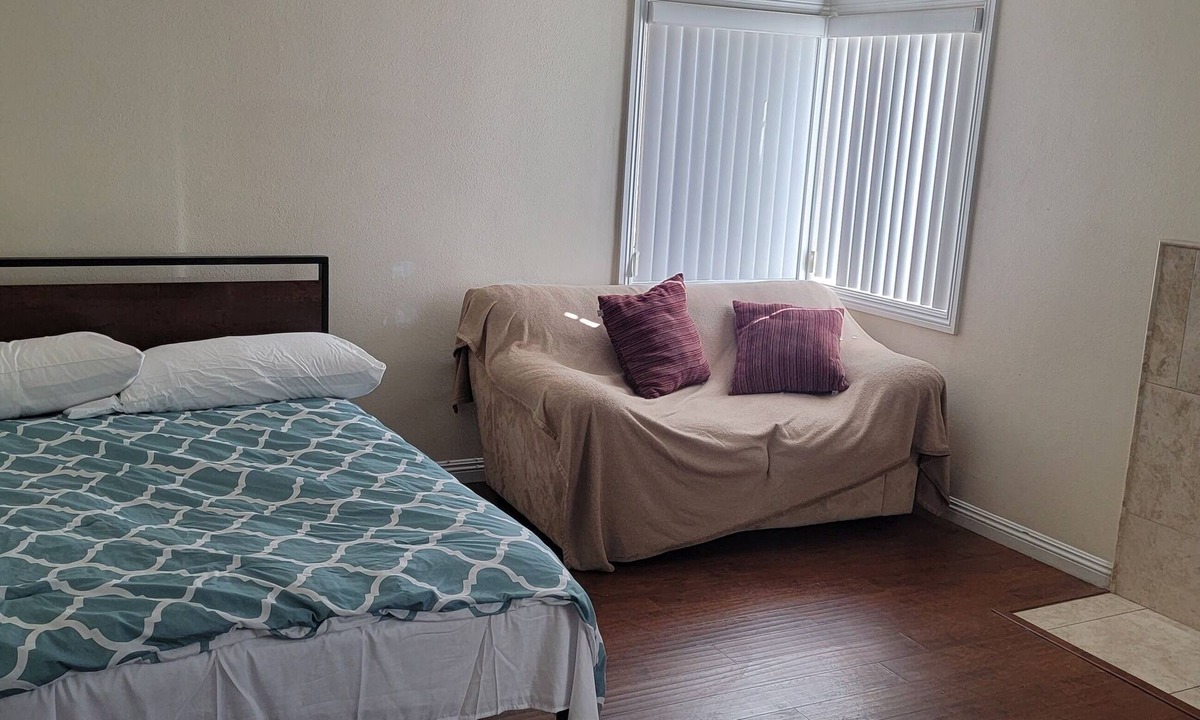 South Gate House | Exotic Gem