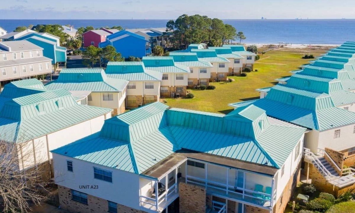 Dauphin Island Condo | FALL ESCAPE ! FAMILY COMPOUND.