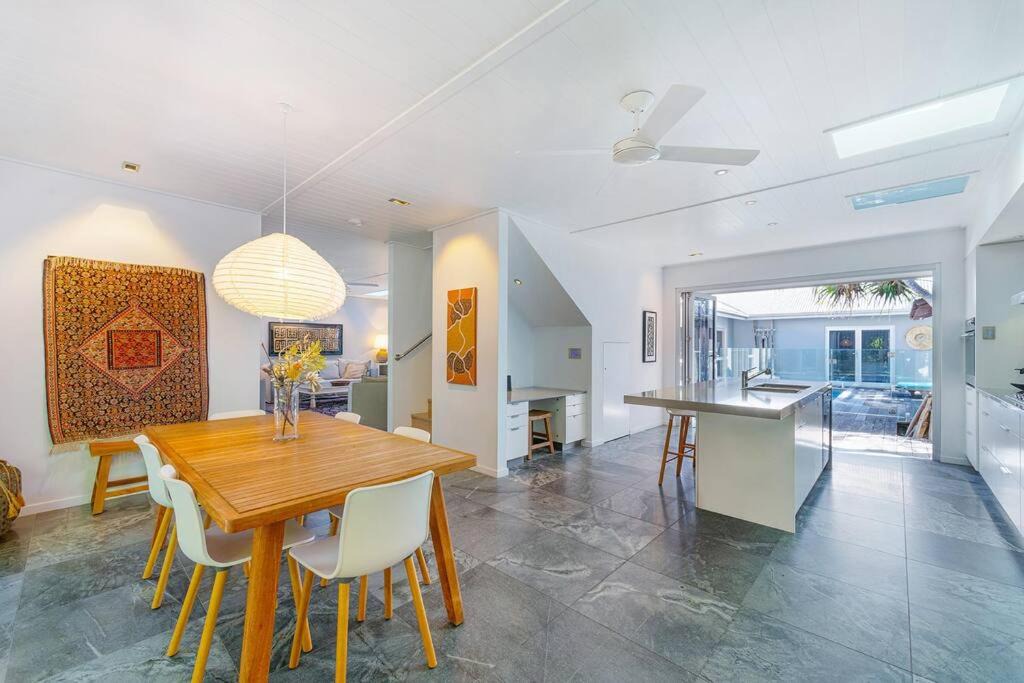 Suffolk Park House | Fuller Holidays - Adrift - Tallows Beachfront Suffolk Park