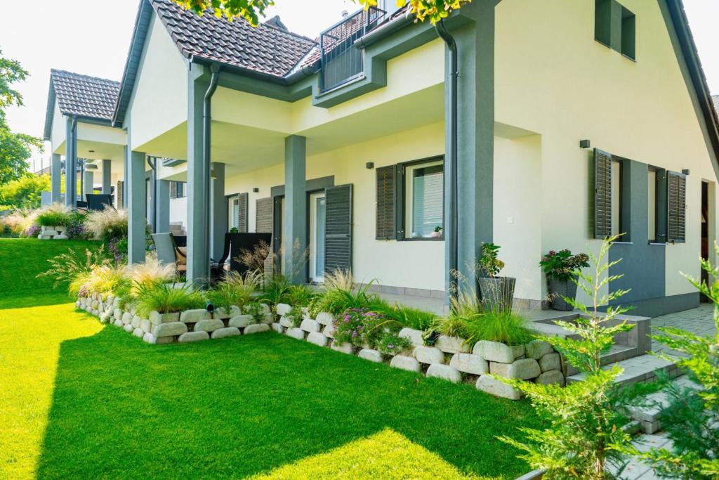 Nagymaros Apartment | Hársliget Apartman
