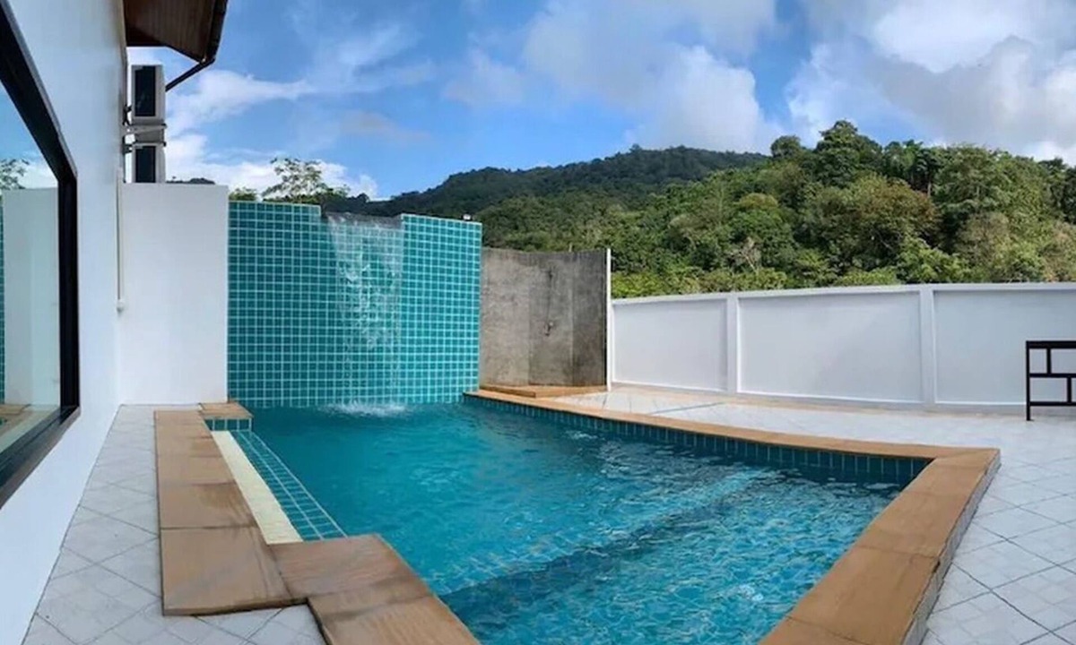 Kamala Apartment | Hillside Studio Vacation Apartment with Pool