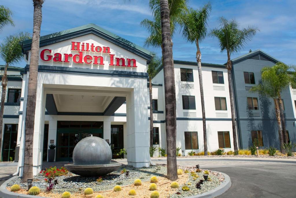 Montebello Hotel | Hilton Garden Inn Montebello/Los Angeles