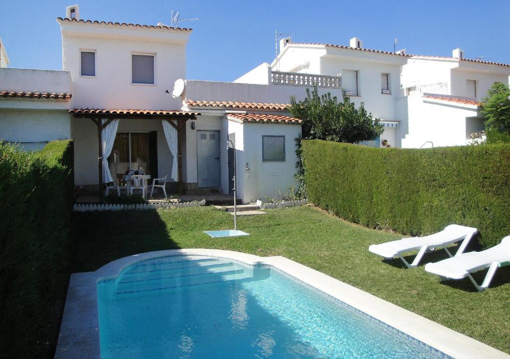 Miami Platja House | Holiday Home Montalt VIII by Interhome