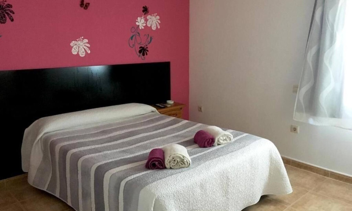 Herreruela de Oropesa Hostel | Hostal Catedritos Ibéricos A-5 KM 154