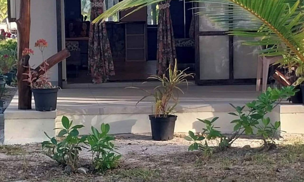 Tuherahera House | House facing the Tikehau lagoon