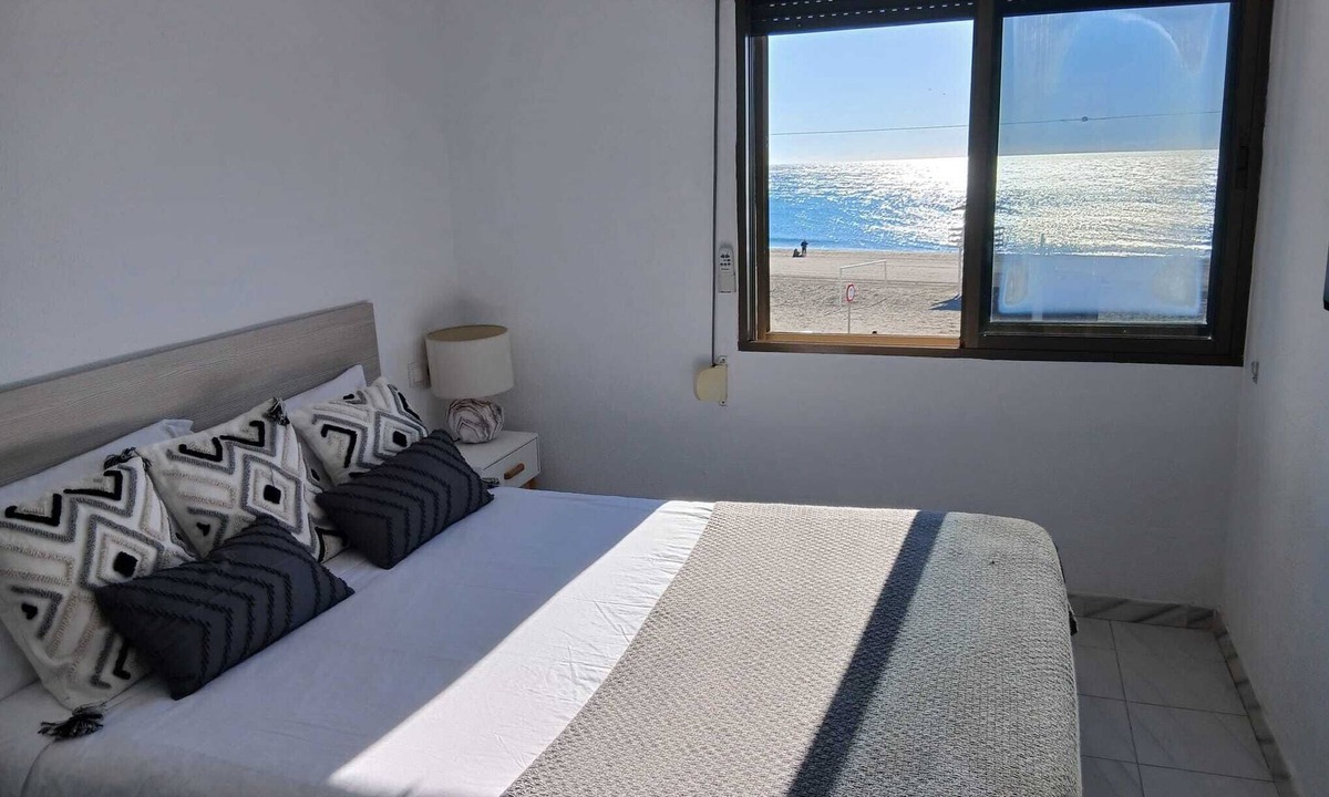 La Cala del Moral House | House in first line of beach with spectacular sea views.
