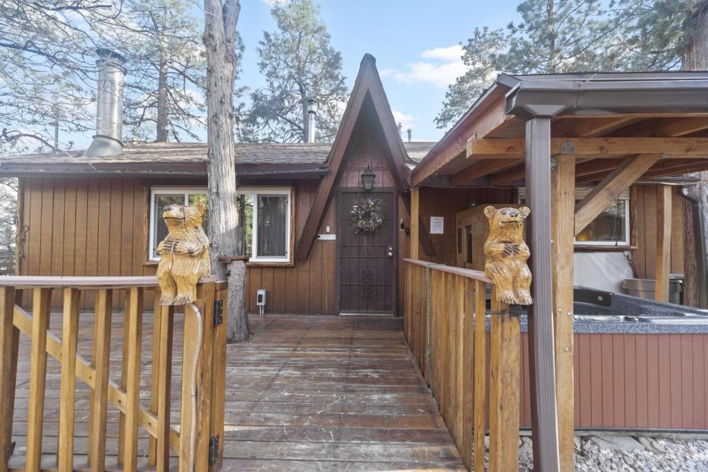Sugarloaf House | Irie's Retreat