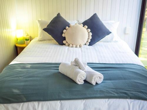 Samford Valley House | Jacaranda Mews by Tiny Away
