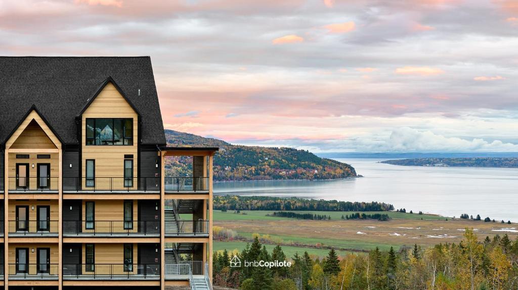 Baie-St-Paul Apartment | La Pignoronde