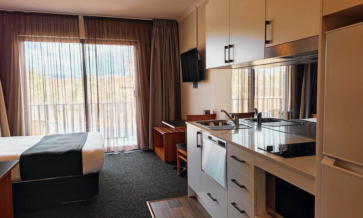Greenway Apartment | Long term Studio Apartment with Balcony,