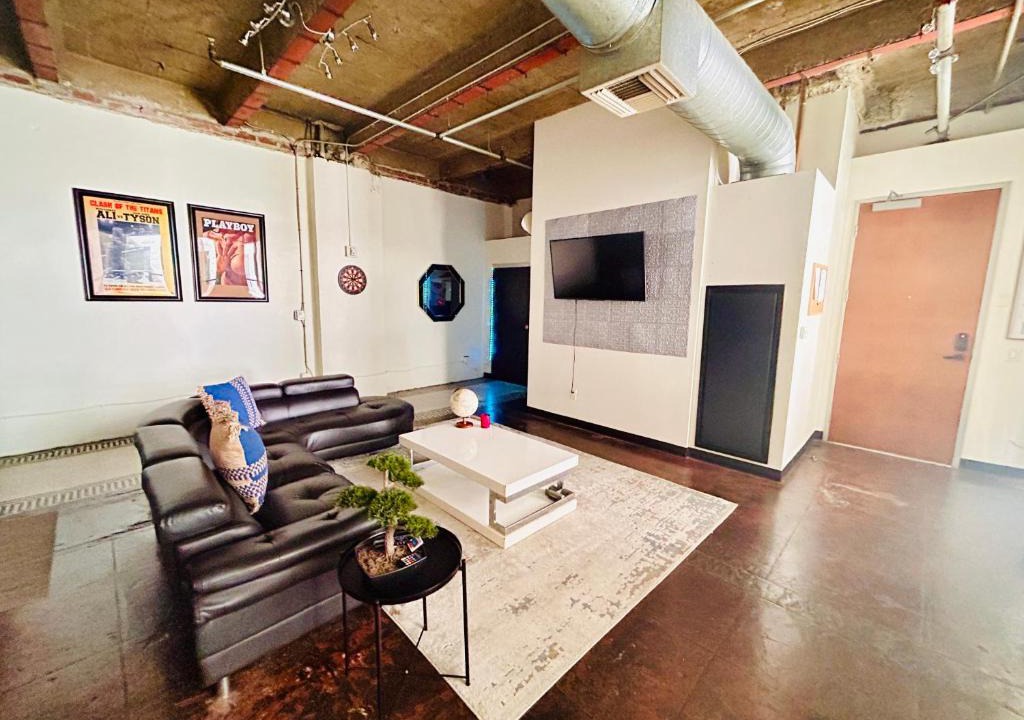 Historic Core Apartment | Lux City Living