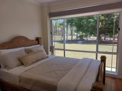 Chambers Flat Apartment | Luxurious Countryside Retreat - Visit our private apartment on our acreage property!