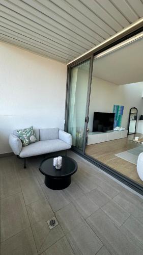 North Ryde Apartment | Macquarie Sunlit Urban Northern Sydney