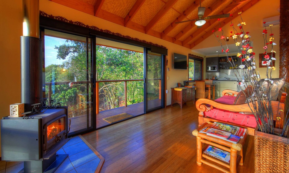 Balmoral Ridge Bed & Breakfast | Maleny Tropical Retreat Balinese B&B