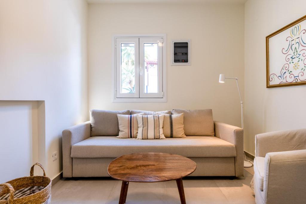 Kato Stalos Apartment | Marianthi's Home