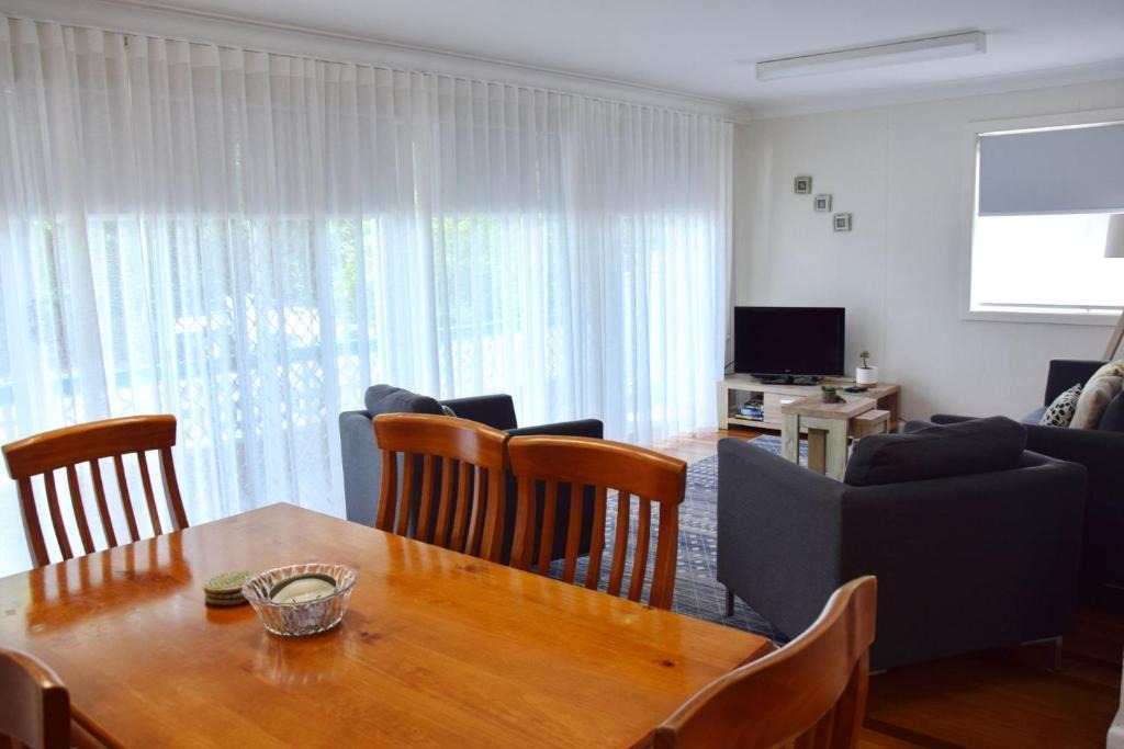 South West Rocks Apartment | Mariner 16 Flat 1 - Bring your own linen