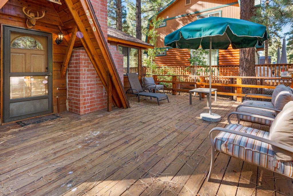 Sugarloaf House | Memory Maker Cabin