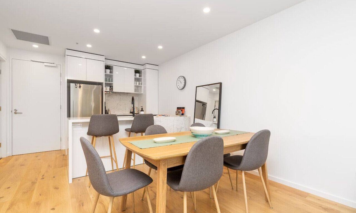 City East Apartment | Modern 2BR Apartment in the Heart of the City