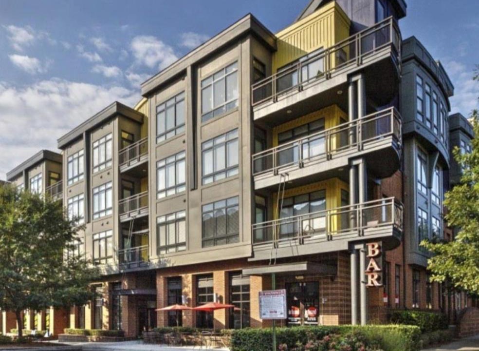 First Ward Apartment | Modern Apt in the Heart of Uptown with Free Parking