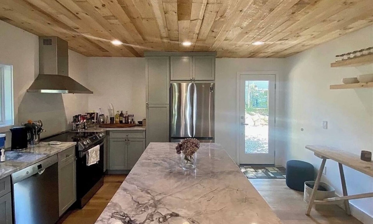 Beacon House | Modern home w/creek view, steps to town & mountain