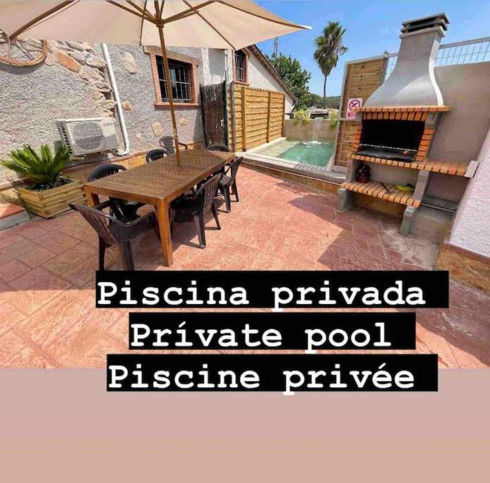 Santa Eulalia de Roncana Villa | Molinet