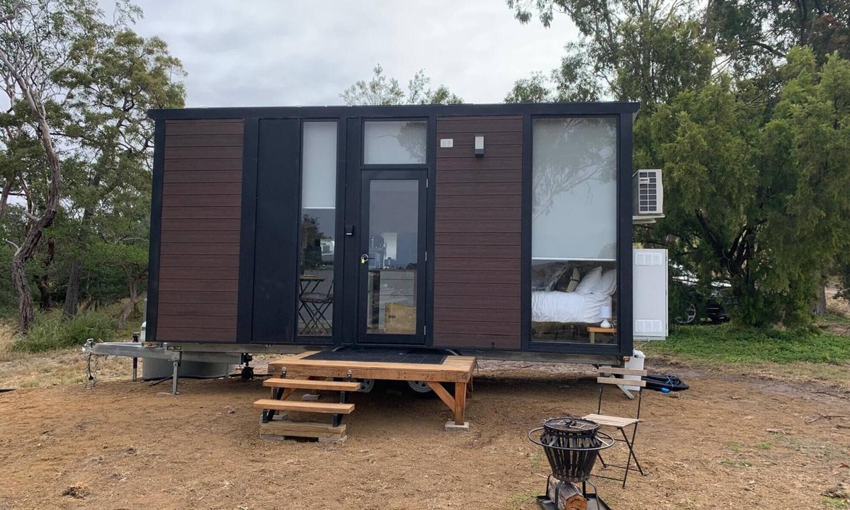 South Arm House | Moon Bay Cabin by Tiny Away