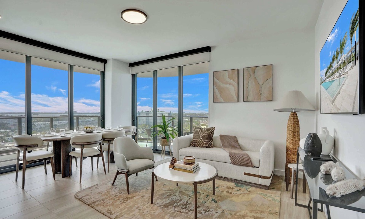 North Beach Condo | NEW: 10th Floor 3BR/2BA Condo with Pool, Just Steps from Miami Beach