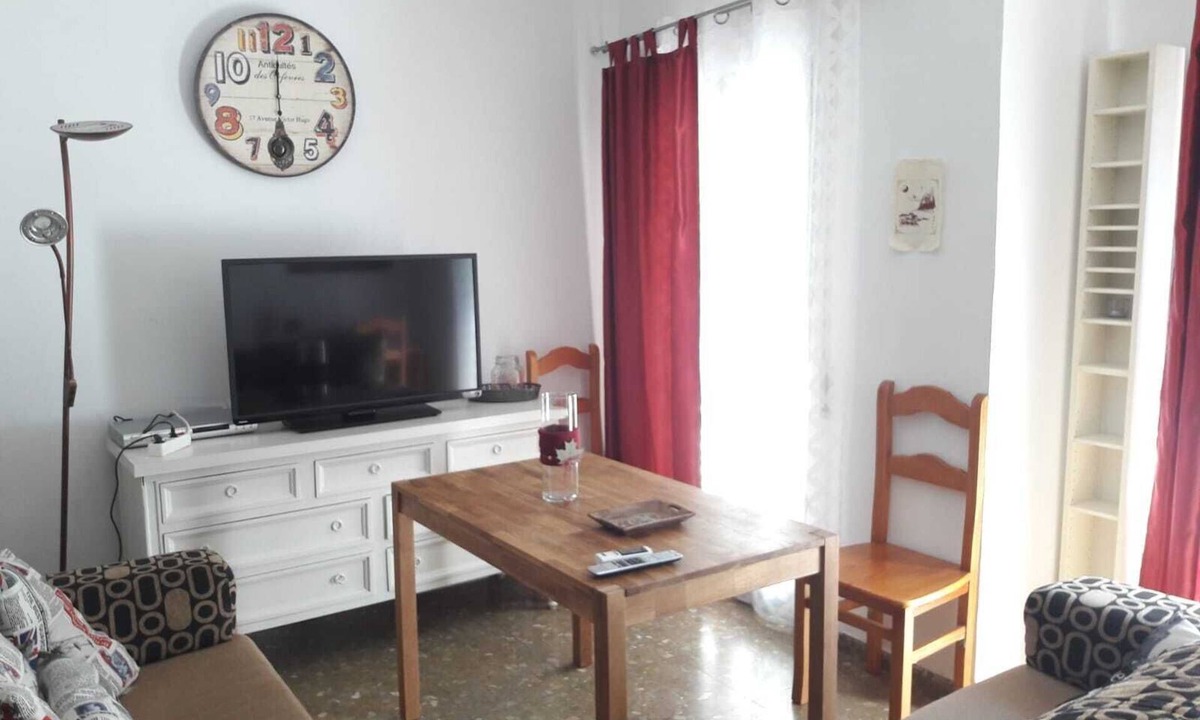 Huerta del Rey Vallellano Apartment | NEW ! DOWNTOWN AND COZY TOGETHER ALCÁZAR AND MOSQUE