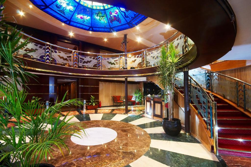 Nile River Luxor Boat Rental | Nile Carnival Cruise 4nt Lxr Thursday 3nt Asw Monday