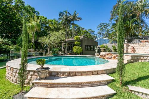 Doonan Bed & Breakfast | Noosa Valley Manor B&B