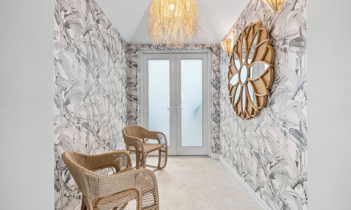 Westward Villas Subdivision House | Oceanfront 18-bedroom Estate with Pool