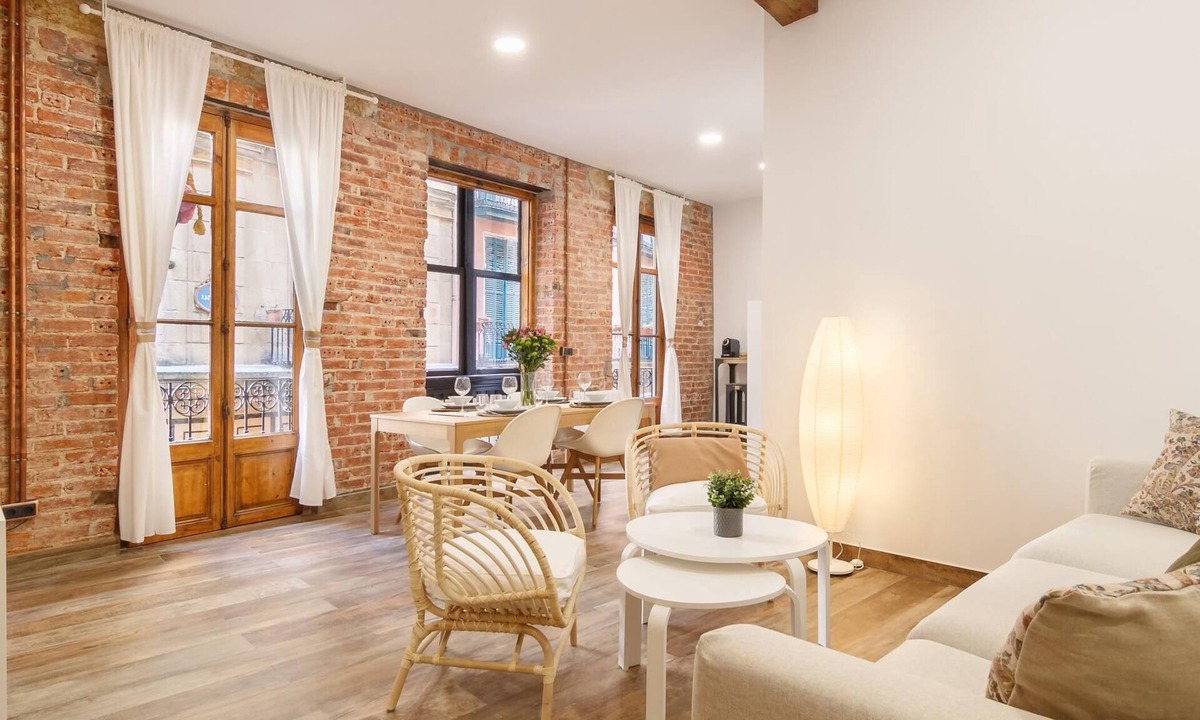 Bilbao Old Town Apartment | Old Town: next to Plaza Nueva and Unamuno
