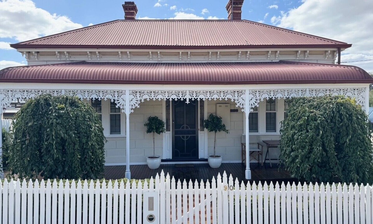 Quarry Hill Cottage | Olinda Cottage - Close to Bendigo CBD with city views