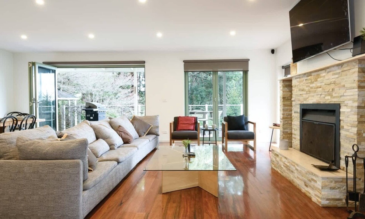 Musk House | Olive Grove