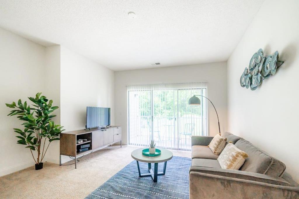 Wendover - Sedgewood Apartment | Open and Brilliant 2BR with Balcony and Gym
