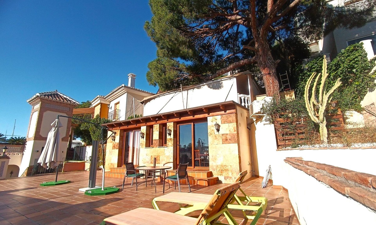 Cerrado de Calderon Apartment | P-2 Superior Studio with large terrace and excellent views