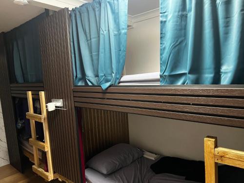 Hamilton Hostel | Palm Backpackers