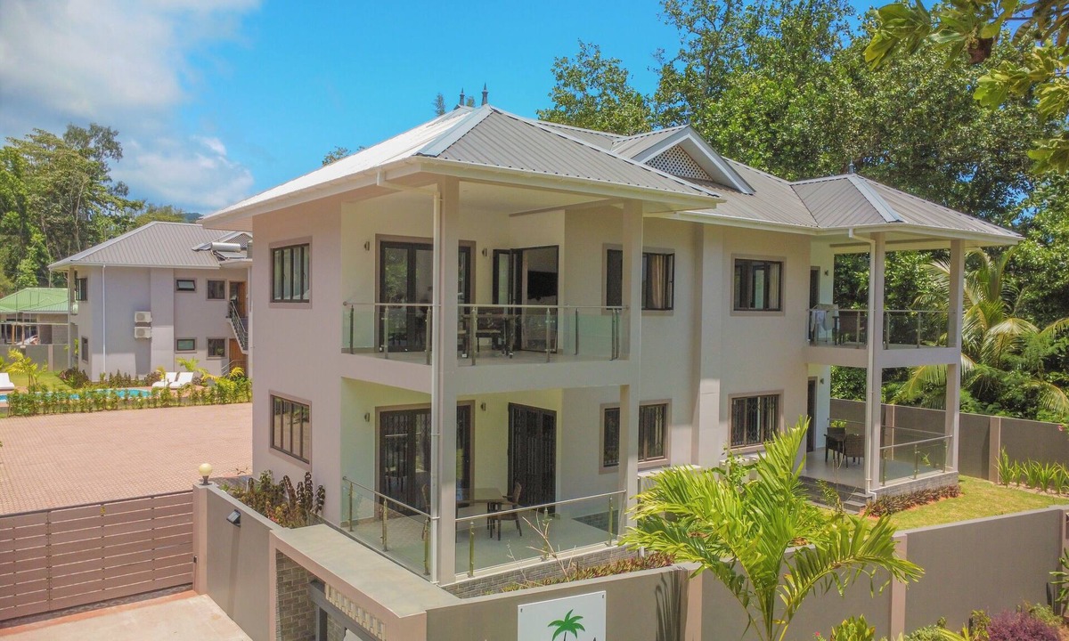 Grand Anse Apartment | Palm Holiday Apartments